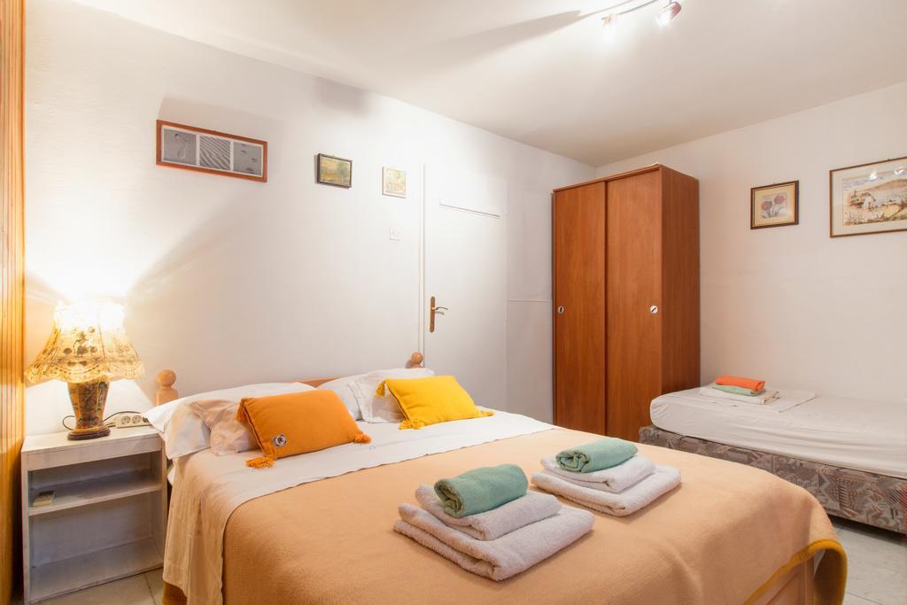 Split Accommodation Oda fotoğraf
